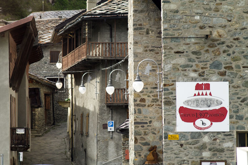 il-borgo-saint-rhemy-en-bosses-hotel-suisse-svizzera-vda-valle-aosta-gran-san-bernardo-great-st-bernard-pass-1